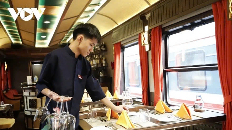 New trans-Vietnam luxury train brings unforgettable experience for tourists